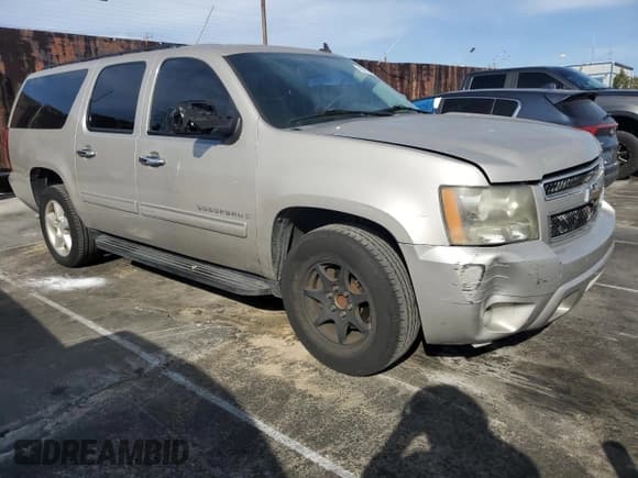 ✅ 2009 Chevrolet Suburban LS • VIN: 1GNFC16J89R288681 • Лот: 48632505. Опубликован ранее на Copart с пробегом 115 956 миль. Бесплатный доступ к архиву аукционных продаж из США и подробный отчёт об истории автомобиля на DreamBid. Изображение 4.