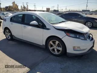 ✅ 2014 Chevrolet Volt • VIN: 1G1RE6E42EU158453 • Lot: 77658944. Wystawiony na Copart z przebiegiem 105 073 mil. Bezpłatny archiwum sprzedaży aukcyjnych z USA i szczegółowy raport historii pojazdu na DreamBid. Zdjęcie 4.