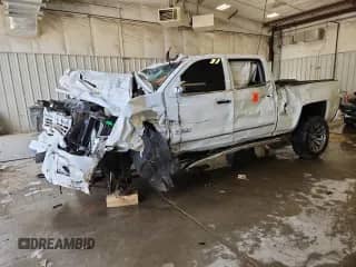 2019 Chevrolet Silverado 2500HD LTZ z VIN 1GC1KTEY0KF268724, wystawiony jako Copart lot #71473045 z przebiegiem Nie podano mil oraz Nie do naprawy • Non repairable. Historia ofert i sprzedaży dostępna na DreamBid. Obrazek 1.