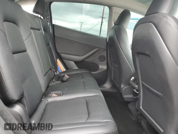 ✅ 2023 Tesla Model Y Long Range • VIN: 7SAYGDEE6PF848778 • Lot: 93710175. Wystawiony na Copart z przebiegiem 34 473 mil. Bezpłatny archiwum sprzedaży aukcyjnych z USA i szczegółowy raport historii pojazdu na DreamBid. Zdjęcie 10.