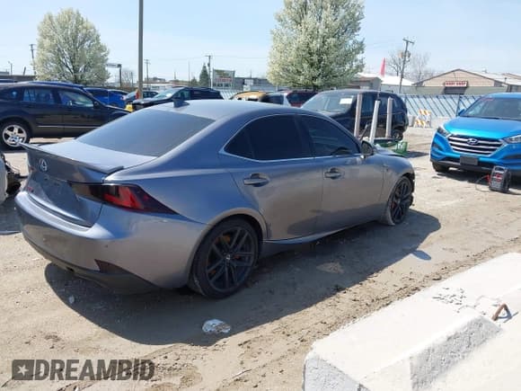 ✅ 2019 Lexus IS 300 • VIN: JTHC81D25K5034043 • Lot: 42113844. Listed on IAAI with 96,421 mi. Free auction sales archive from the USA and detailed vehicle history report at DreamBid. Image 4.