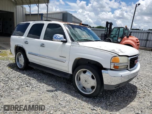 ✅ 2004 GMC Yukon SLE • VIN: 1GKEC13Z04J153396 • Lot: 64845454. Listed on Copart with 245,913 mi. Free auction sales archive from the USA and detailed vehicle history report at DreamBid. Image 4.