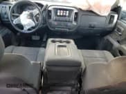 ✅ 2016 Chevrolet Silverado 2500HD LT • VIN: 1GC1KVE80GF147212 • Lot: 90301025. Wystawiony na Copart z przebiegiem 63 333 mil. Bezpłatny archiwum sprzedaży aukcyjnych z USA i szczegółowy raport historii pojazdu na DreamBid. Zdjęcie 8.