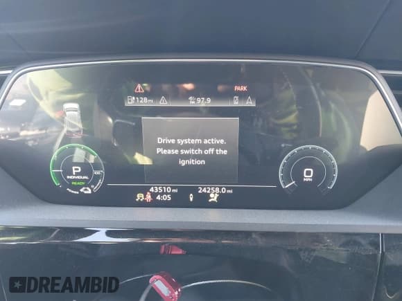 ✅ 2019 Audi e-tron Premium Plus • VIN: WA1LAAGE8KB010374 • Lot: 43541148. Listed on IAAI with 43,510 mi. Free auction sales archive from the USA and detailed vehicle history report at DreamBid. Image 7.