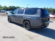 ✅ 2024 Jeep Grand Wagoneer Series II • VIN: 1C4SJSFPXRS107550 • Lot: 43094660. Wystawiony na IAAI z przebiegiem 30 577 mil. Bezpłatny archiwum sprzedaży aukcyjnych z USA i szczegółowy raport historii pojazdu na DreamBid. Zdjęcie 3.