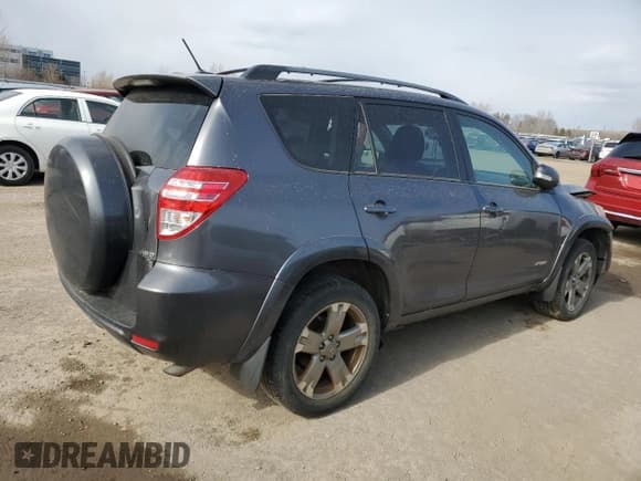 ✅ 2010 Toyota RAV4 Sport • VIN: 2T3RF4DV2AW035073 • Лот: 51461305. Опубликован ранее на Copart с пробегом 257 441 миль. Бесплатный доступ к архиву аукционных продаж из США и подробный отчёт об истории автомобиля на DreamBid. Изображение 3.