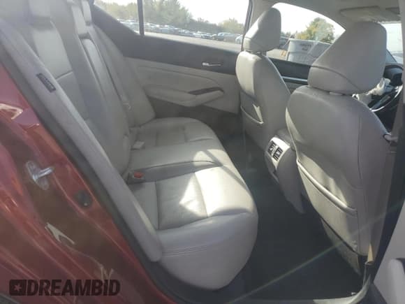 ✅ 2019 Nissan Altima Platinum • VIN: 1N4BL4FV2KC181880 • Лот: 90457385. Опубликован ранее на Copart с пробегом 90 365 миль. Бесплатный доступ к архиву аукционных продаж из США и подробный отчёт об истории автомобиля на DreamBid. Изображение 10.