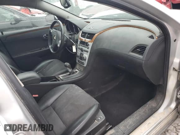 ✅ 2010 Chevrolet Malibu 2LT • VIN: 1G1ZD5EB5AF182367 • Lot: 82294144. Listed on Copart with 140,792 mi. Free auction sales archive from the USA and detailed vehicle history report at DreamBid. Image 8.