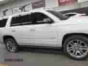 2020 Chevrolet Tahoe Premier z VIN 1GNSKCKJ3LR193830, wystawiony jako IAAI lot #42476342 z przebiegiem 72 405 mil mil oraz . Historia ofert i sprzedaży dostępna na DreamBid. Obrazek 13.