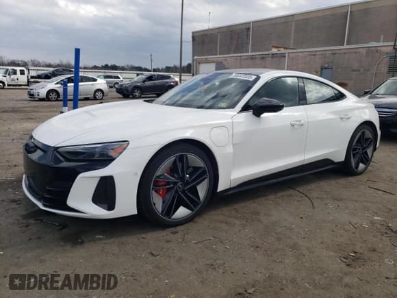 ✅ 2022 Audi RS e-tron GT • VIN: WAUAHBFW1N7900678 • Lot: 50043505. Listed on Copart with 23,064 mi. Free auction sales archive from the USA and detailed vehicle history report at DreamBid. Image 1.