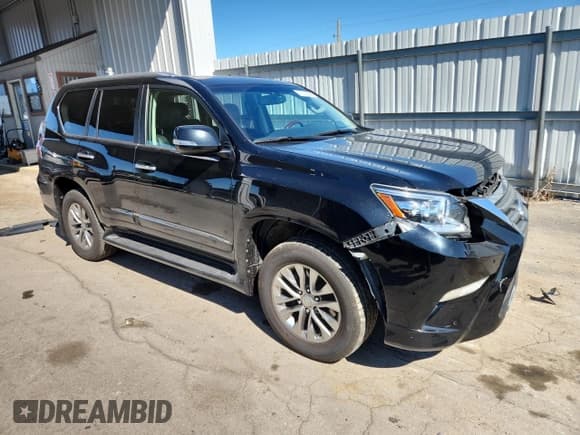 ✅ 2016 Lexus GX 460 Luxury • VIN: JTJJM7FXXG5127256 • Lot: 70016845. Wystawiony na Copart z przebiegiem 150 016 mil. Bezpłatny archiwum sprzedaży aukcyjnych z USA i szczegółowy raport historii pojazdu na DreamBid. Zdjęcie 4.