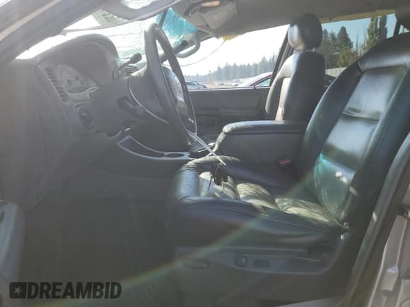 ✅ 2005 Ford Explorer Sport Trac XLS • VIN: 1FMDU77K95UB23474 • Лот: 82210085. Опубликован ранее на Copart с пробегом 107 553 миль. Бесплатный доступ к архиву аукционных продаж из США и подробный отчёт об истории автомобиля на DreamBid. Изображение 7.