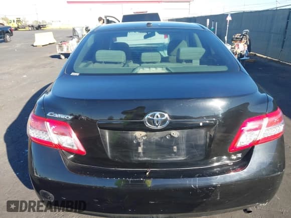 ✅ 2011 Toyota Camry LE • VIN: 4T4BF3EK9BR138152 • Lot: 43516429. Wystawiony na IAAI z przebiegiem 115 298 mil. Bezpłatny archiwum sprzedaży aukcyjnych z USA i szczegółowy raport historii pojazdu na DreamBid. Zdjęcie 16.