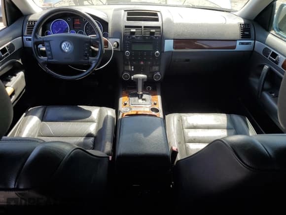 ✅ 2006 Volkswagen Touareg 3.2L V6 • VIN: WVGZG77L56D026456 • Lot: 53502675. Listed on Copart with 168,446 mi. Free auction sales archive from the USA and detailed vehicle history report at DreamBid. Image 8.