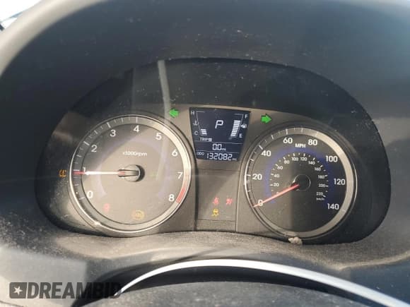 ✅ 2013 Hyundai Accent SE • VIN: KMHCU5AE0DU083089 • Лот: 70294494. Опубликован ранее на Copart с пробегом 132 082 миль. Бесплатный доступ к архиву аукционных продаж из США и подробный отчёт об истории автомобиля на DreamBid. Изображение 9.