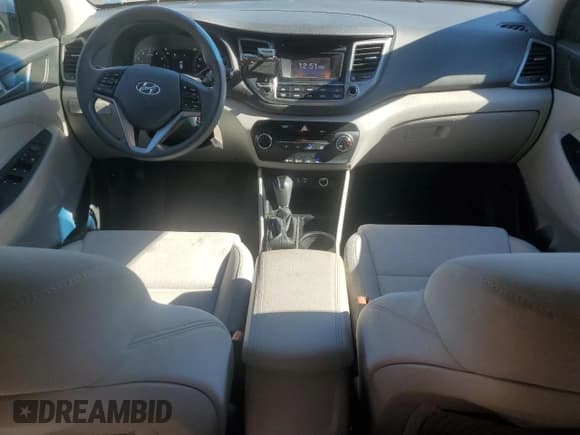 ✅ 2017 Hyundai Tucson SE • VIN: KM8J3CA43HU321609 • Лот: 87051665. Опубликован ранее на Copart с пробегом 142 753 миль. Бесплатный доступ к архиву аукционных продаж из США и подробный отчёт об истории автомобиля на DreamBid. Изображение 8.
