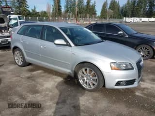 ✅ 2011 Audi A3 Premium Plus • VIN: WAUMFAFM8BA096793 • Лот: 41681473. Опубликован ранее на IAAI с пробегом Не указан. Бесплатный доступ к архиву аукционных продаж из США и подробный отчёт об истории автомобиля на DreamBid. Изображение 1.