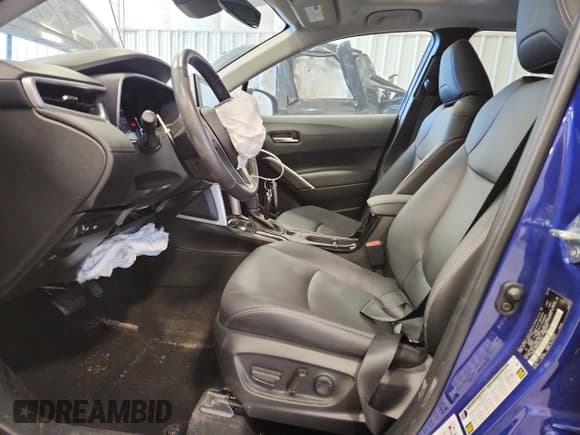 ✅ 2023 Toyota Corolla Cross XLE • VIN: 7MUDAABG7PV054407 • Lot: 90499265. Listed on Copart with 31,853 mi. Free auction sales archive from the USA and detailed vehicle history report at DreamBid. Image 7.