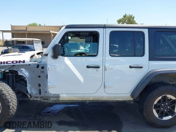 ✅ 2022 Jeep Wrangler Unlimited Rubicon • VIN: 1C4HJXFN3NW175424 • Lot: 42616441. Listed on IAAI with 33,534 mi. Free auction sales archive from the USA and detailed vehicle history report at DreamBid. Image 15.