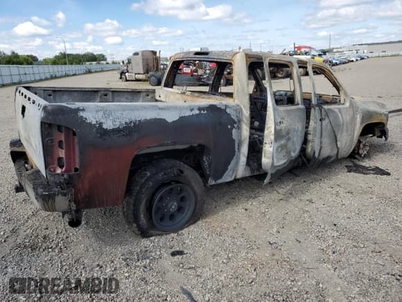 ✅ 2013 Chevrolet Silverado 1500 LT • VIN: 3GCPKSE77DG177723 • Lot: 70398504. Listed on Copart with Not provided. Free auction sales archive from the USA and detailed vehicle history report at DreamBid. Image 3.