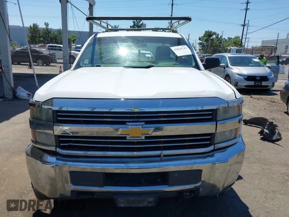 ✅ 2015 Chevrolet Silverado 2500HD Work Truck • VIN: 1GC2CUEGXFZ105548 • Lot: 42816741. Listed on IAAI with 249,611 mi. Free auction sales archive from the USA and detailed vehicle history report at DreamBid. Image 12.