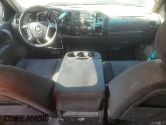 ✅ 2013 Chevrolet Silverado 2500HD LT • VIN: 1GC1KXCG5DF142461 • Lot: 86495255. Listed on Copart with 184,253 mi. Free auction sales archive from the USA and detailed vehicle history report at DreamBid. Image 8.