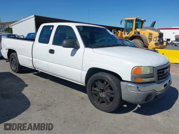 ✅ 2004 GMC Sierra 1500 • VIN: 1GTEC19T44E127956 • Лот: 42690309. Опубликован ранее на IAAI с пробегом 368 452 миль. Бесплатный доступ к архиву аукционных продаж из США и подробный отчёт об истории автомобиля на DreamBid. Изображение 1.
