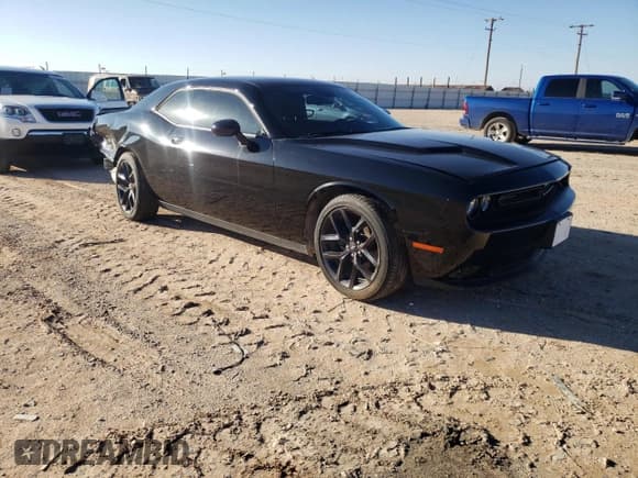 ✅ 2020 Dodge Challenger SXT • VIN: 2C3CDZAG1LH161589 • Lot: 70772102. Wystawiony na Copart z przebiegiem 16 510 mil. Bezpłatny archiwum sprzedaży aukcyjnych z USA i szczegółowy raport historii pojazdu na DreamBid. Zdjęcie 4.