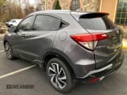 ✅ 2019 Honda HR-V Sport • VIN: 3CZRU6H18KG727620 • Лот: 94271535. Опубликован ранее на Copart с пробегом 30 797 миль. Бесплатный доступ к архиву аукционных продаж из США и подробный отчёт об истории автомобиля на DreamBid. Изображение 2.