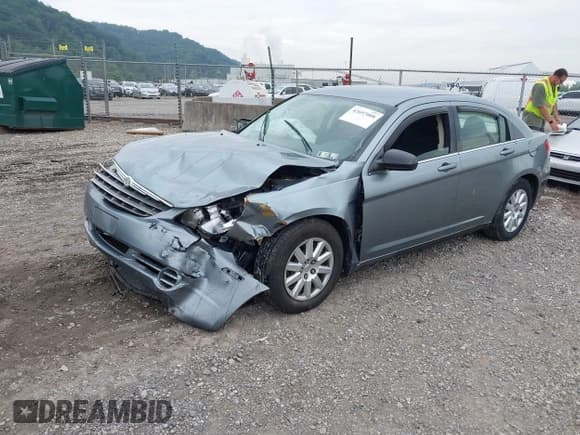 ✅ 2009 Chrysler Sebring LX • VIN: 1C3LC46B49N514524 • Lot: 42697008. Listed on IAAI with 103,947 mi. Free auction sales archive from the USA and detailed vehicle history report at DreamBid. Image 2.