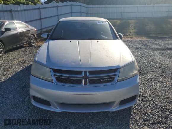 ✅ 2012 Dodge Avenger SXT • VIN: 1C3CDZCB5CN160163 • Лот: 91674015. Опубликован ранее на Copart с пробегом 185 409 миль. Бесплатный доступ к архиву аукционных продаж из США и подробный отчёт об истории автомобиля на DreamBid. Изображение 5.