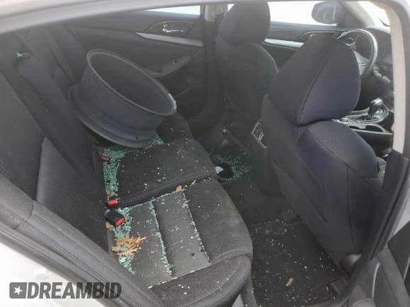 ✅ 2017 Nissan Maxima SL • VIN: 1N4AA6AP2HC444836 • Lot: 61613295. Wystawiony na Copart z przebiegiem Nie podano. Bezpłatny archiwum sprzedaży aukcyjnych z USA i szczegółowy raport historii pojazdu na DreamBid. Zdjęcie 10.