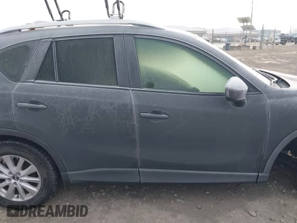 ✅ 2014 Mazda CX-5 Touring • VIN: JM3KE4CY0E0316368 • Lot: 43713598. Wystawiony na IAAI z przebiegiem 166 839 mil. Bezpłatny archiwum sprzedaży aukcyjnych z USA i szczegółowy raport historii pojazdu na DreamBid. Zdjęcie 13.