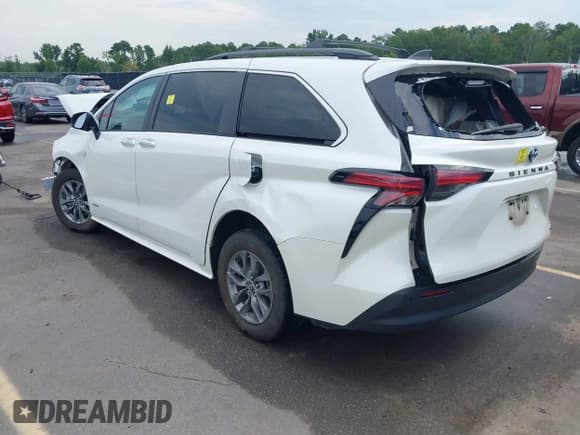 ✅ 2021 Toyota Sienna XLE • VIN: 5TDYRKEC2MS049243 • Lot: 42662059. Wystawiony na IAAI z przebiegiem 56 715 mil. Bezpłatny archiwum sprzedaży aukcyjnych z USA i szczegółowy raport historii pojazdu na DreamBid. Zdjęcie 3.