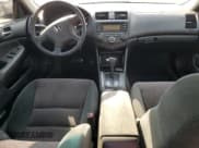 ✅ 2005 Honda Accord LX • VIN: 1HGCM56485A026924 • Lot: 71842155. Listed on Copart with 315,732 mi. Free auction sales archive from the USA and detailed vehicle history report at DreamBid. Image 8.