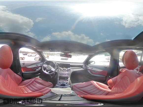 ✅ 2019 Mercedes-Benz C 43 AMG • VIN: 55SWF6EB4KU292762 • Lot: 57553335. Wystawiony na Copart z przebiegiem 59 469 mil. Bezpłatny archiwum sprzedaży aukcyjnych z USA i szczegółowy raport historii pojazdu na DreamBid. Zdjęcie 14.