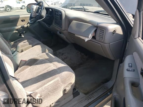 ✅ 1999 Chevrolet Silverado 1500 LS • VIN: 2GCEC19T9X1198916 • Лот: 71134324. Опубликован ранее на Copart с пробегом Не указан. Бесплатный доступ к архиву аукционных продаж из США и подробный отчёт об истории автомобиля на DreamBid. Изображение 8.