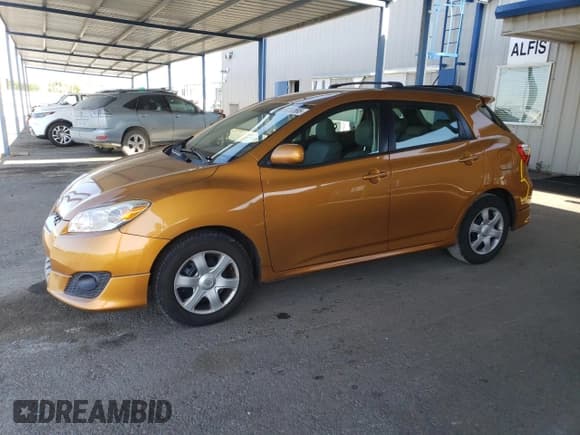✅ 2010 Toyota Matrix S • VIN: 2T1LE4EE5AC017779 • Лот: 58762895. Опубликован ранее на Copart с пробегом 102 217 миль. Бесплатный доступ к архиву аукционных продаж из США и подробный отчёт об истории автомобиля на DreamBid. Изображение 1.