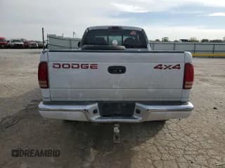 ✅ 1997 Dodge Dakota • VIN: 1B7GG23Y8VS161313 • Lot: 77646454. Wystawiony na Copart z przebiegiem 286 443 mil. Bezpłatny archiwum sprzedaży aukcyjnych z USA i szczegółowy raport historii pojazdu na DreamBid. Zdjęcie 6.