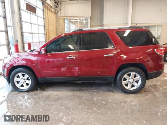 ✅ 2010 Saturn Outlook • VIN: 5GZLRVED8AJ205832 • Lot: 41161653. Wystawiony na IAAI z przebiegiem 202 839 mil. Bezpłatny archiwum sprzedaży aukcyjnych z USA i szczegółowy raport historii pojazdu na DreamBid. Zdjęcie 14.