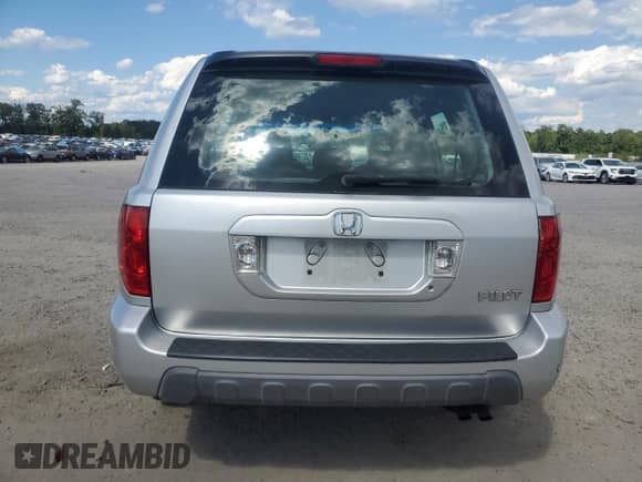 2005 Honda Pilot LX with VIN 2HKYF181X5H567993, listed as a Copart auction lot 70019185 with 107,227 mi miles and Salvage title. Bid and sale history available at DreamBid. Image 6.