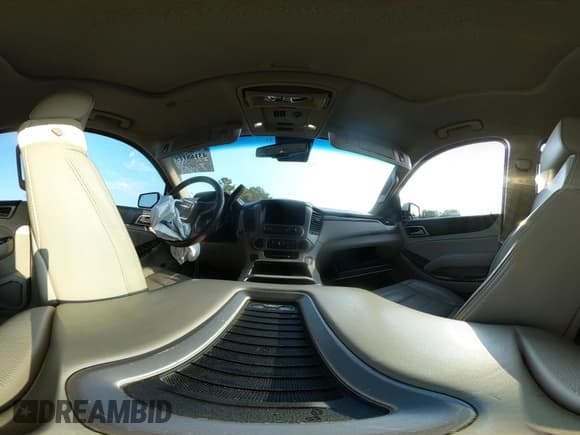 ✅ 2015 GMC Yukon Denali • VIN: 1GKS1CKJ2FR521176 • Lot: 43188115. Wystawiony na IAAI z przebiegiem 206 021 mil. Bezpłatny archiwum sprzedaży aukcyjnych z USA i szczegółowy raport historii pojazdu na DreamBid. Zdjęcie 19.