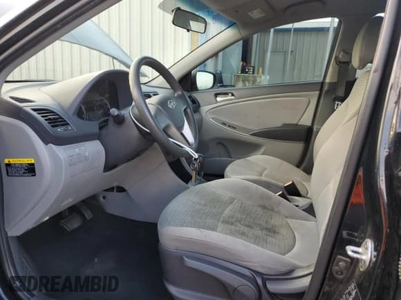 ✅ 2017 Hyundai Accent SE • VIN: KMHCT4AE7HU298875 • Лот: 72362594. Опубликован ранее на Copart с пробегом 104 703 миль. Бесплатный доступ к архиву аукционных продаж из США и подробный отчёт об истории автомобиля на DreamBid. Изображение 7.