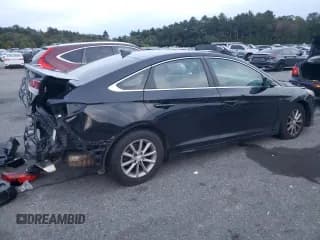 ✅ 2018 Hyundai Sonata SE • VIN: 5NPE24AFXJH727208 • Лот: 81606615. Опубликован ранее на Copart с пробегом 234 974 миль. Бесплатный доступ к архиву аукционных продаж из США и подробный отчёт об истории автомобиля на DreamBid. Изображение 3.