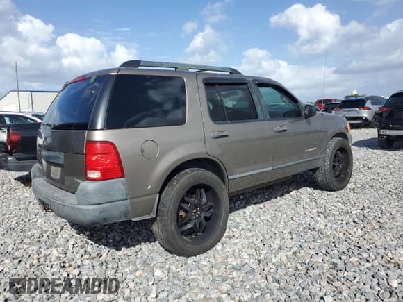 ✅ 2005 Ford Explorer XLS • VIN: 1FMZU62K85UA27357 • Lot: 85119725. Listed on Copart with 177,024 mi. Free auction sales archive from the USA and detailed vehicle history report at DreamBid. Image 3.