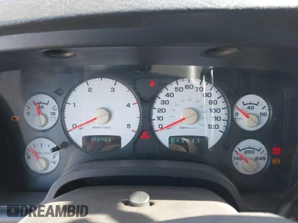 2005 Dodge 3500 SLT z VIN 3D7LS38C15G791333, wystawiony jako IAAI lot #42628158 z przebiegiem 188 963 mil mil oraz . Historia ofert i sprzedaży dostępna na DreamBid. Obrazek 7.