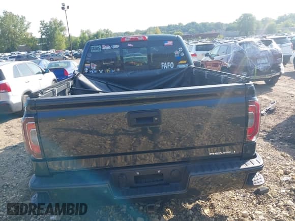 ✅ 2017 GMC Sierra 1500 Denali • VIN: 3GTU2PEJXHG504536 • Lot: 43157897. Listed on IAAI with 112,602 mi. Free auction sales archive from the USA and detailed vehicle history report at DreamBid. Image 16.