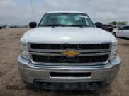 ✅ 2013 Chevrolet Silverado 2500HD Work Truck • VIN: 1GC0KVCG1DF176641 • Lot: 57425785. Wystawiony na Copart z przebiegiem 195 846 mil. Bezpłatny archiwum sprzedaży aukcyjnych z USA i szczegółowy raport historii pojazdu na DreamBid. Zdjęcie 5.