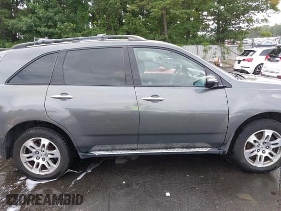 ✅ 2007 Acura MDX • VIN: 2HNYD28267H510636 • Lot: 42757180. Wystawiony na IAAI z przebiegiem 126 007 mil. Bezpłatny archiwum sprzedaży aukcyjnych z USA i szczegółowy raport historii pojazdu na DreamBid. Zdjęcie 13.