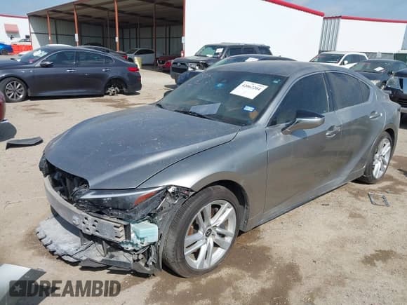 ✅ 2021 Lexus IS 300 • VIN: JTHAA1D26M5112909 • Лот: 42062204. Опубликован ранее на IAAI с пробегом 44 882 миль. Бесплатный доступ к архиву аукционных продаж из США и подробный отчёт об истории автомобиля на DreamBid. Изображение 2.